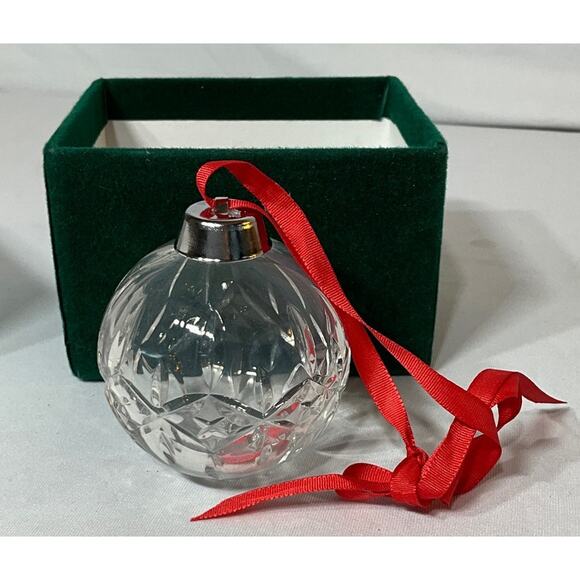 Vintage Hand Cut 2.5 in Lead Crystal Glass Christmas Ornament 24% Pbo Czech NOS - Picture 1 of 8